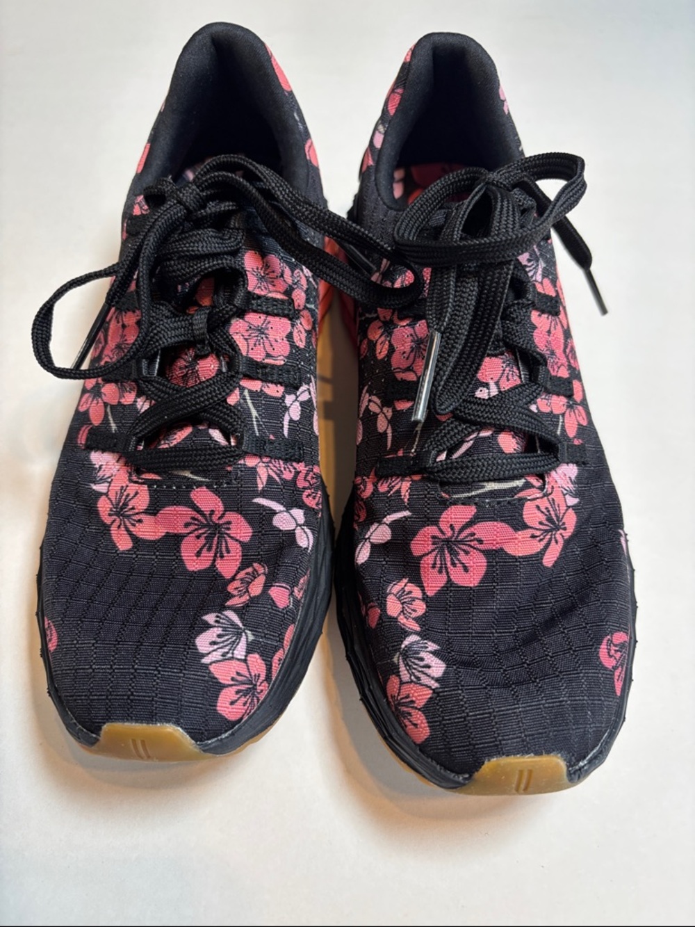 NOBULL Black Cherry Blossom Ripstop Runners Women Size 6.5